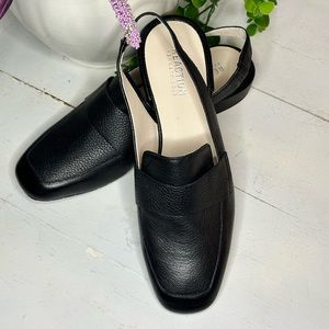 NWOT Kenneth Cole Reaction Black Slingback Loafers